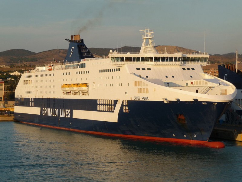 <span style='color:#780948'>ARCHIVED</span> - Shipping companies propose Cartagena-France ferry