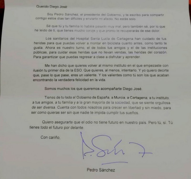 <span style='color:#780948'>ARCHIVED</span> - Spanish Prime Minister sends personal letter to young man who suffered homophobic attack