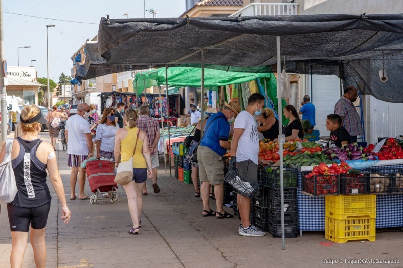 <span style='color:#780948'>ARCHIVED</span> - Summer markets resume in Cartagena