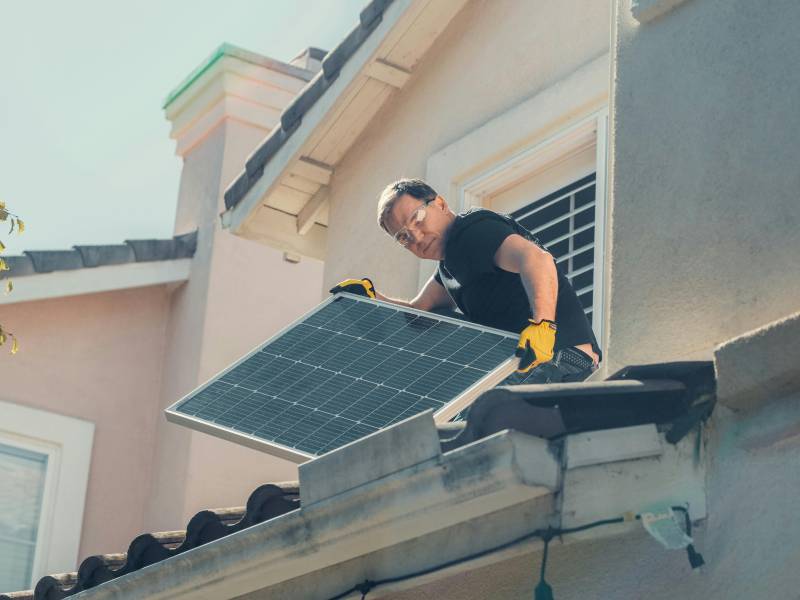 Enjoy cost-effective living with Go Solar's innovative solar solutions