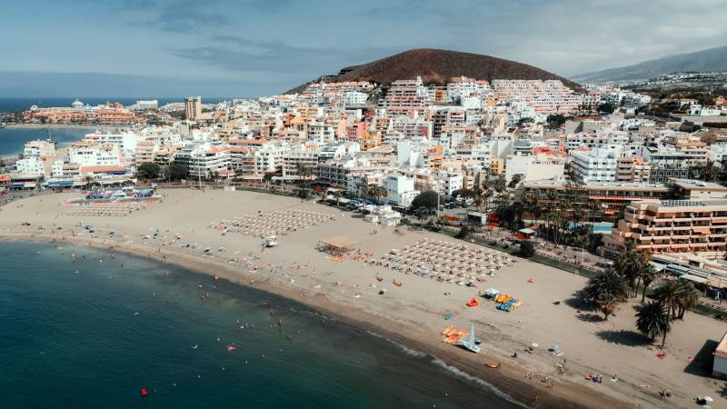 British man, 88, dies after violent mugging outside Tenerife apartment block